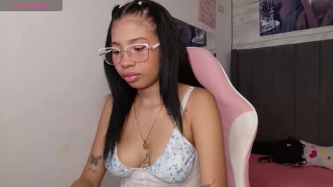 Aida online show from February 20, 11:38 pm