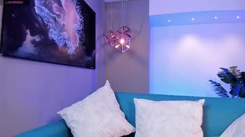 aidajoness online show from November 19, 12:16 pm