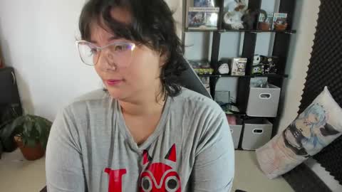 Catalina online show from January 31, 2:39 pm