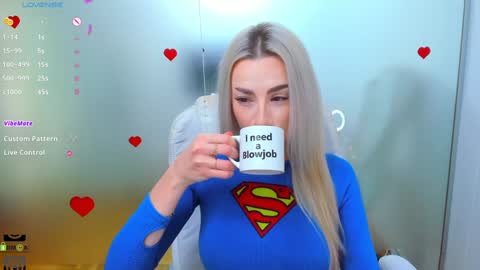 Allie  online show from October 31, 8:51 am