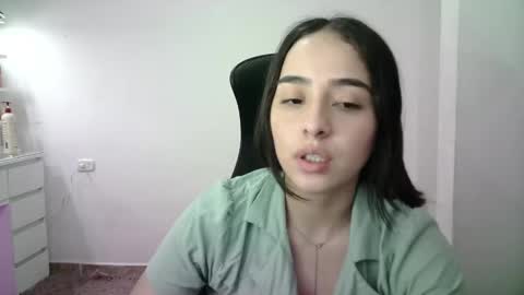 AINE online show from December 21, 1:32 am