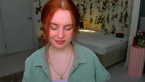 Louise online show from April 1, 1:41 pm