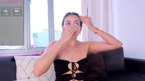 Aisha online show from September 28, 1:38 pm