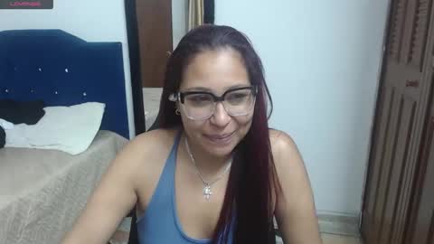 aisha_french online show from May 5, 2:42 pm