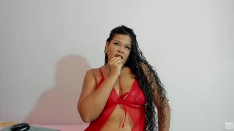 AISHA  MOORE online show from June 6, 8:04 pm