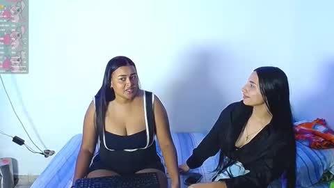 aisha_stacey0410 online show from November 11, 4:19 am