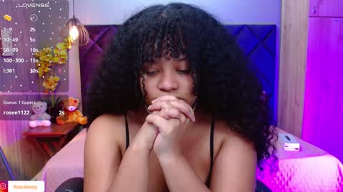 Aisha Violet online show from December 19, 9:40 am