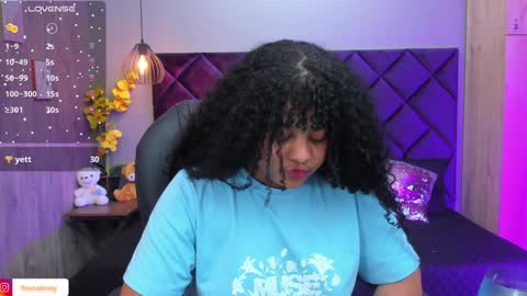 Aisha Violet online show from December 3, 6:13 am