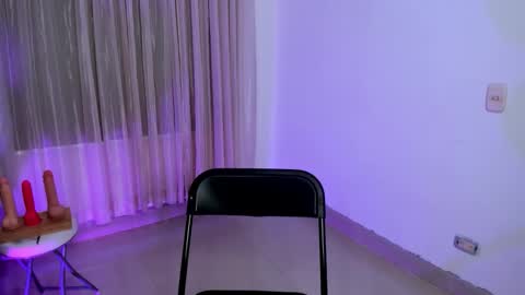 sofia online show from February 13, 1:07 am