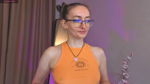 akaheby online show from October 8, 1:48 pm