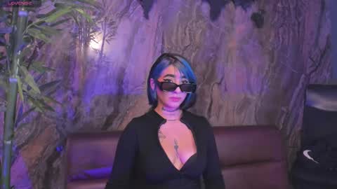 ALAHIA online show from January 5, 5:27 pm