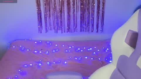 alahia online show from March 5, 11:38 pm