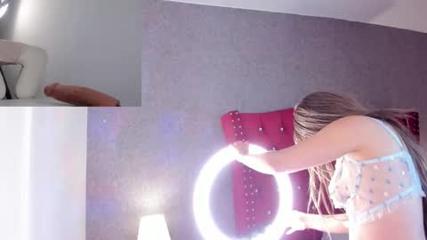 alahia_hank online show from December 5, 7:04 pm