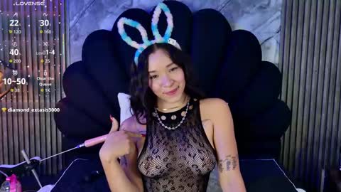 alahyapalmer_ online show from October 1, 6:07 am