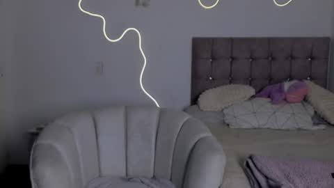 Alaia Alegria online show from March 22, 11:55 pm