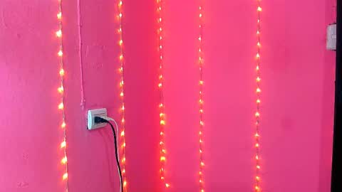 Snapshot of alaiia_rosse chatting on September 15, 2:20 am  Alaiia  online show from September 15, 2:20 am