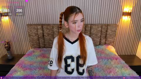 A L A N A  online show from February 4, 11:49 am