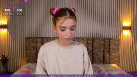 A L A N A  online show from February 13, 11:50 am