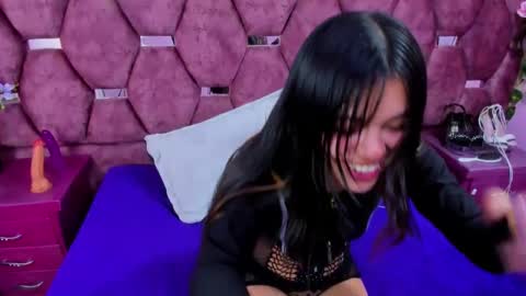 alana_deivis online show from April 12, 7:55 am