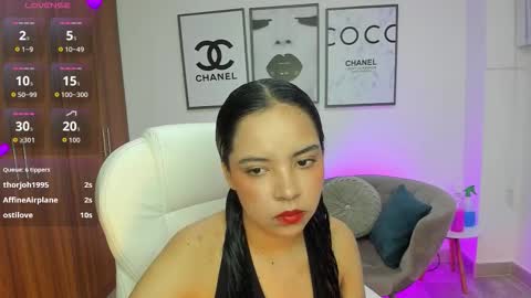 alana  online show from December 18, 11:26 am