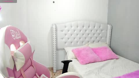 Alana. online show from January 13, 1:34 am