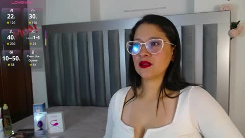 Alana  online show from April 4, 12:04 pm