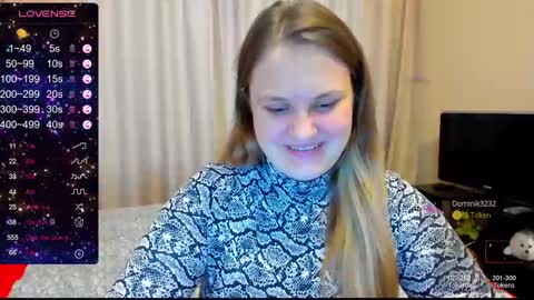 Snapshot of alanabrox chatting on December 26, 8:50 am Julia online show from December 26, 8:50 am