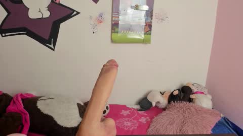 ALANA Please follow me  online show from September 28, 5:25 am