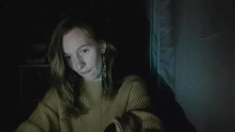 Snapshot of alane26 chatting on October 19, 8:33 pm Elisa online show from October 19, 8:33 pm