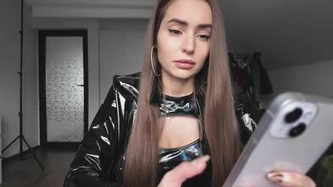 Alecssalove online show from February 9, 12:07 pm