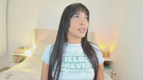 Alee Foxx  online show from April 15, 12:11 am