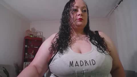 Snapshot of aleia_taylor chatting on October 22, 3:33 am aleia taylor online show from October 22, 3:33 am