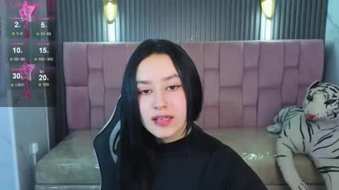 aleja online show from November 29, 1:37 pm