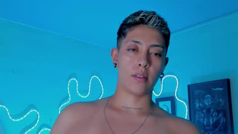 Alejandra online show from February 19, 3:39 am