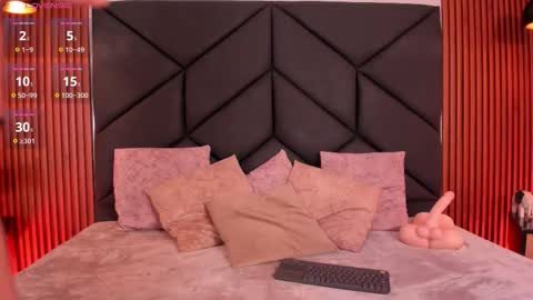 Aleja  online show from March 11, 9:39 pm