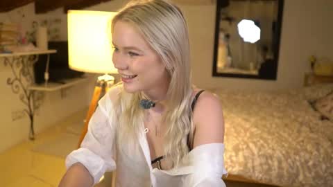 Lexi online show from November 20, 4:24 am