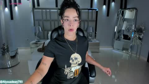 ALESSA ROMERO  online show from March 28, 8:08 pm