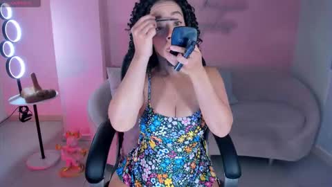 ALESSA ROMERO  online show from November 18, 8:21 pm