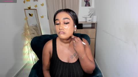 Snapshot of alessia_anderson07 chatting on February 9, 1:56 am Yy  online show from February 9, 1:56 am