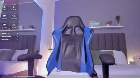 A L E S S I A online show from November 8, 9:20 pm