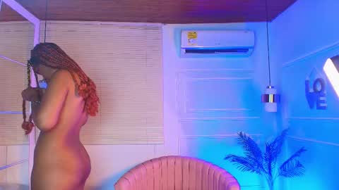 Alejandra  online show from October 28, 1:39 pm