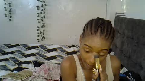 Snapshot of alexa_foxxie chatting on October 20, 7:28 pm Alexa online show from October 20, 7:28 pm
