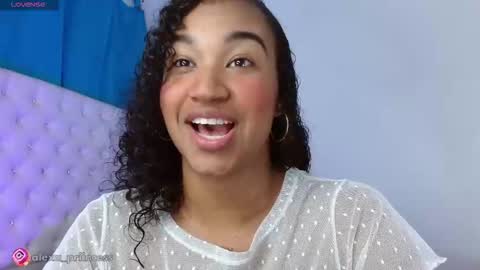   online show from October 22, 8:36 pm