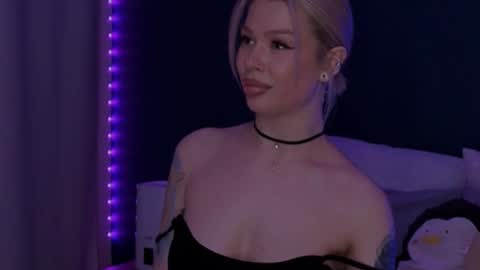 Alexa Mason online show from March 1, 2:33 am