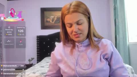 Snapshot of alexandra_torress chatting on October 17, 6:11 pm alexandra online show from October 17, 6:11 pm