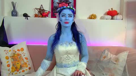 AlexandraBloom online show from October 30, 6:42 pm