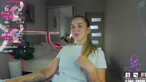 alexandracandy online show from August 4, 3:18 pm