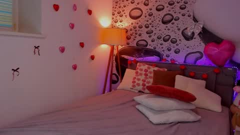 AlexaWilds online show from February 12, 1:46 pm