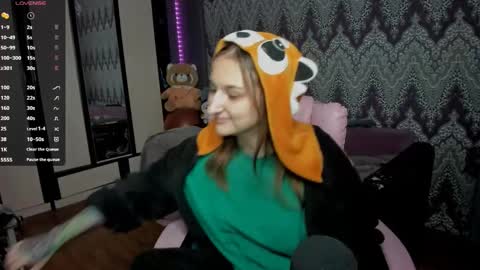 Alex online show from December 12, 3:21 am