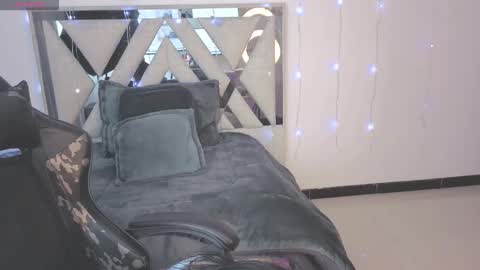 Carolina Join The Fan Club  online show from January 11, 2:27 am